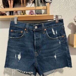 Levis premium ribcage short